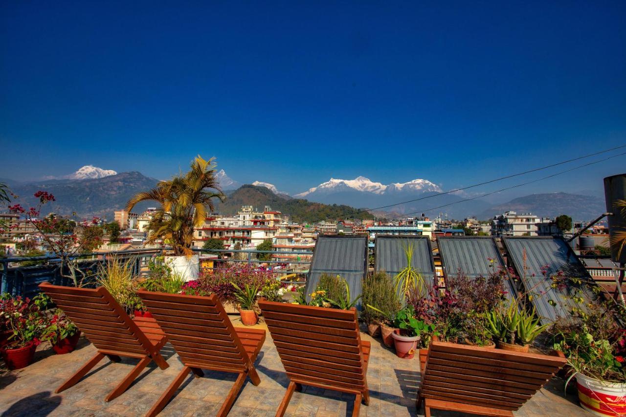 Hotel Grand Holiday Покхара Экстерьер фото